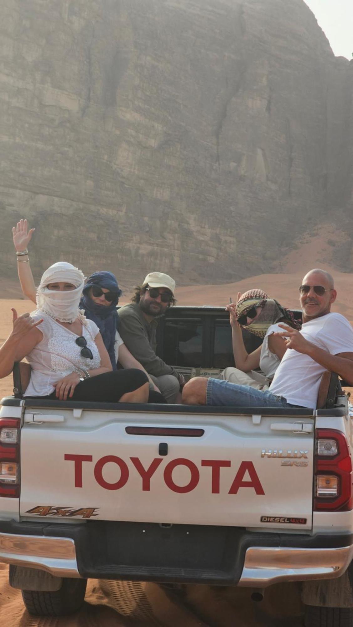 Titanic Camp Bed & Breakfast Wadi Rum Exterior foto