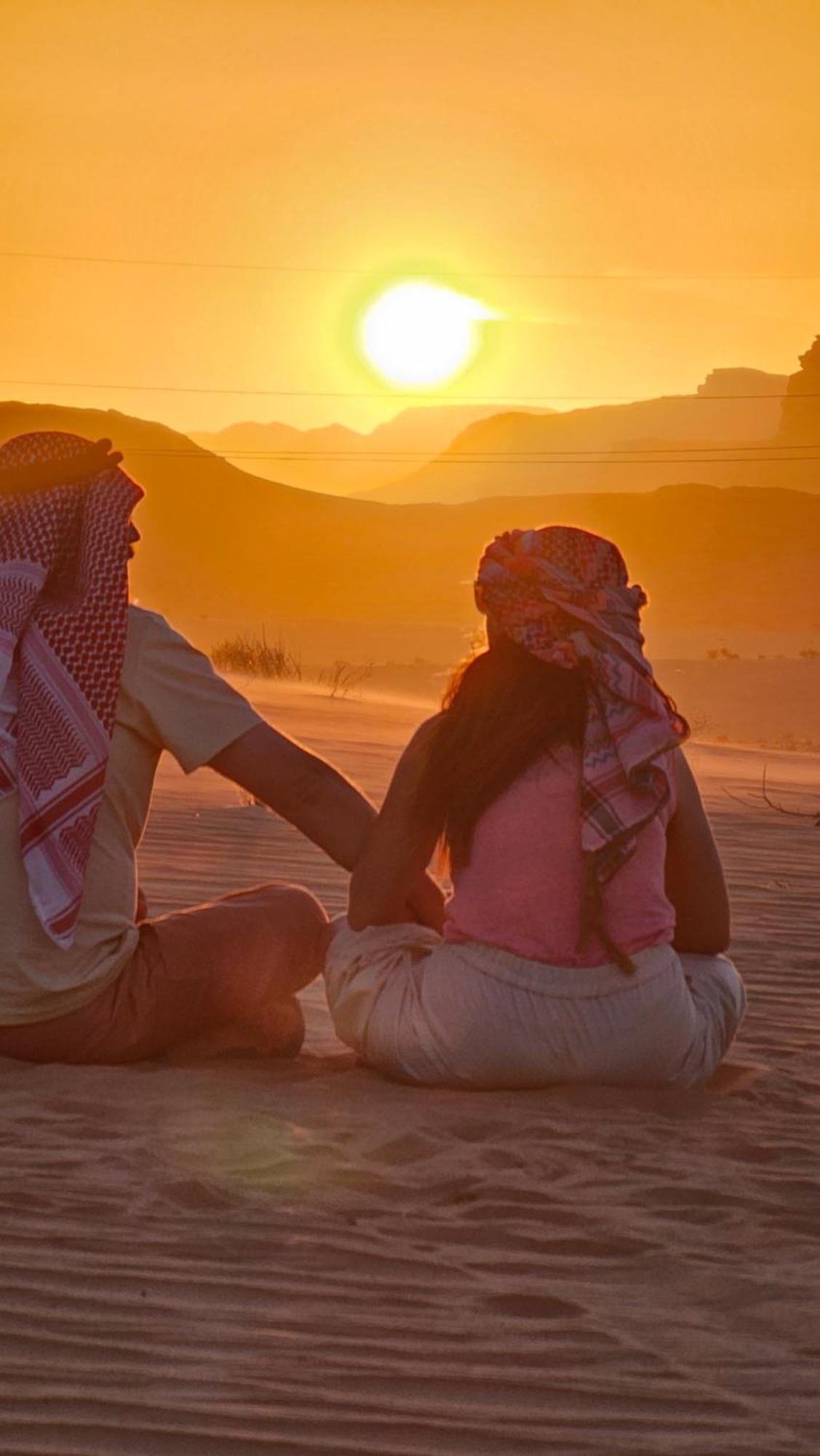 Titanic Camp Bed & Breakfast Wadi Rum Exterior foto