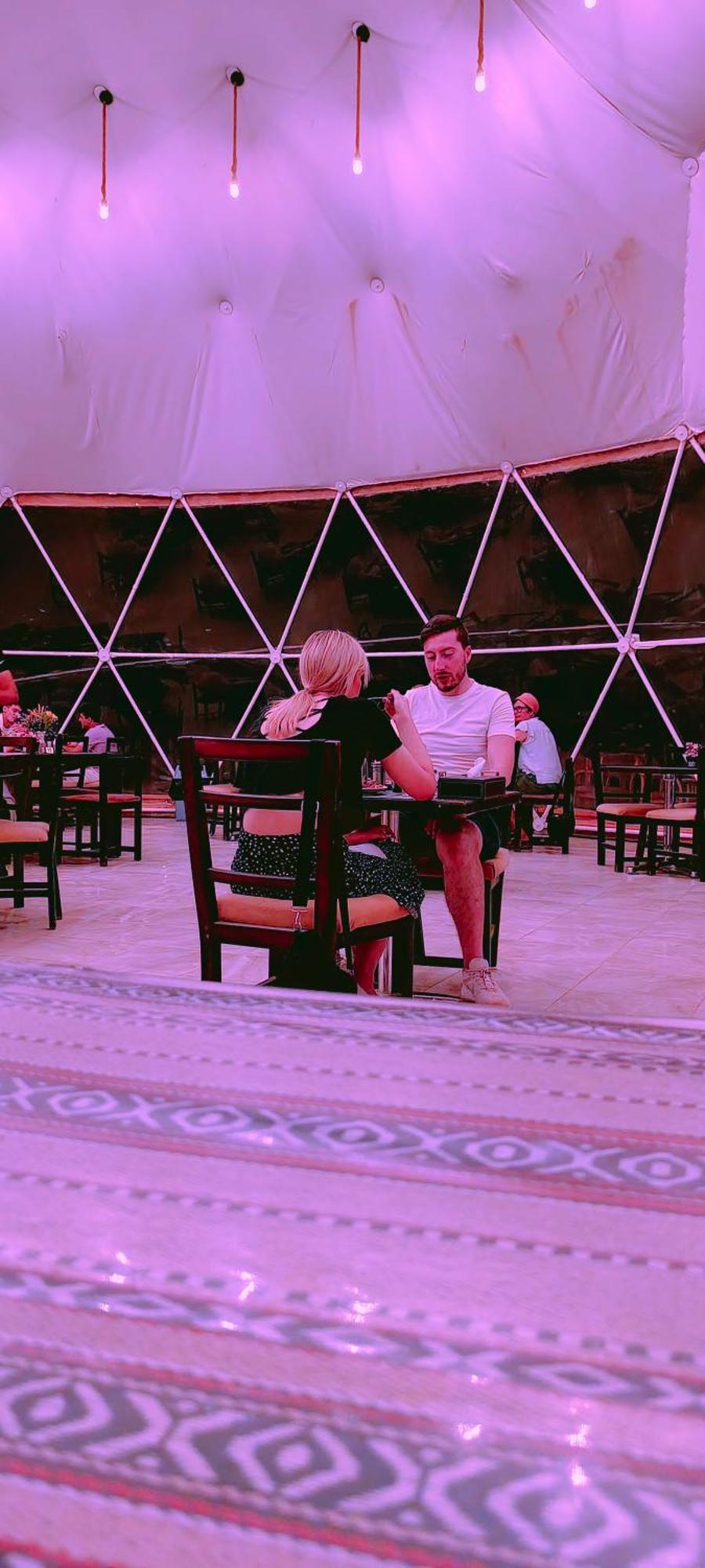 Titanic Camp Bed & Breakfast Wadi Rum Exterior foto