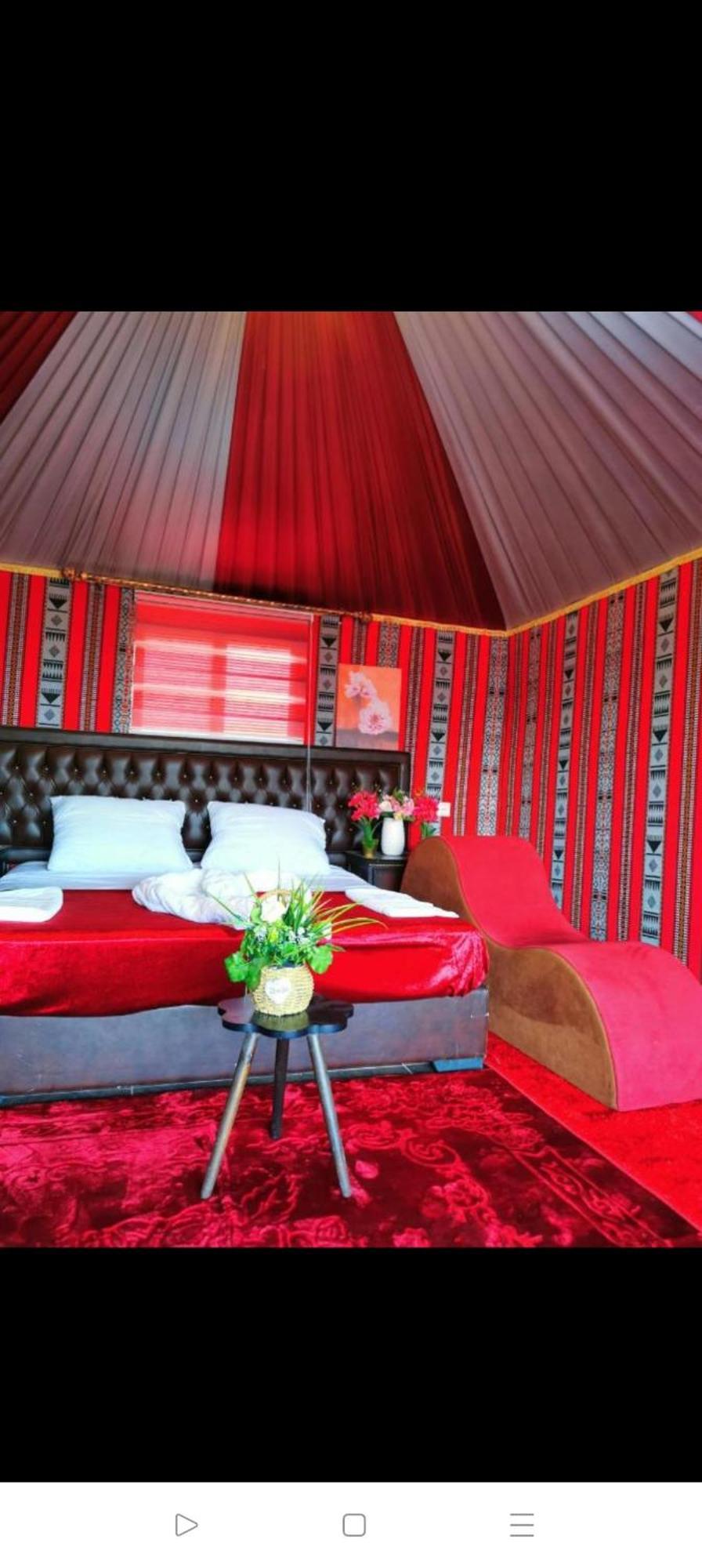 Titanic Camp Bed & Breakfast Wadi Rum Exterior foto