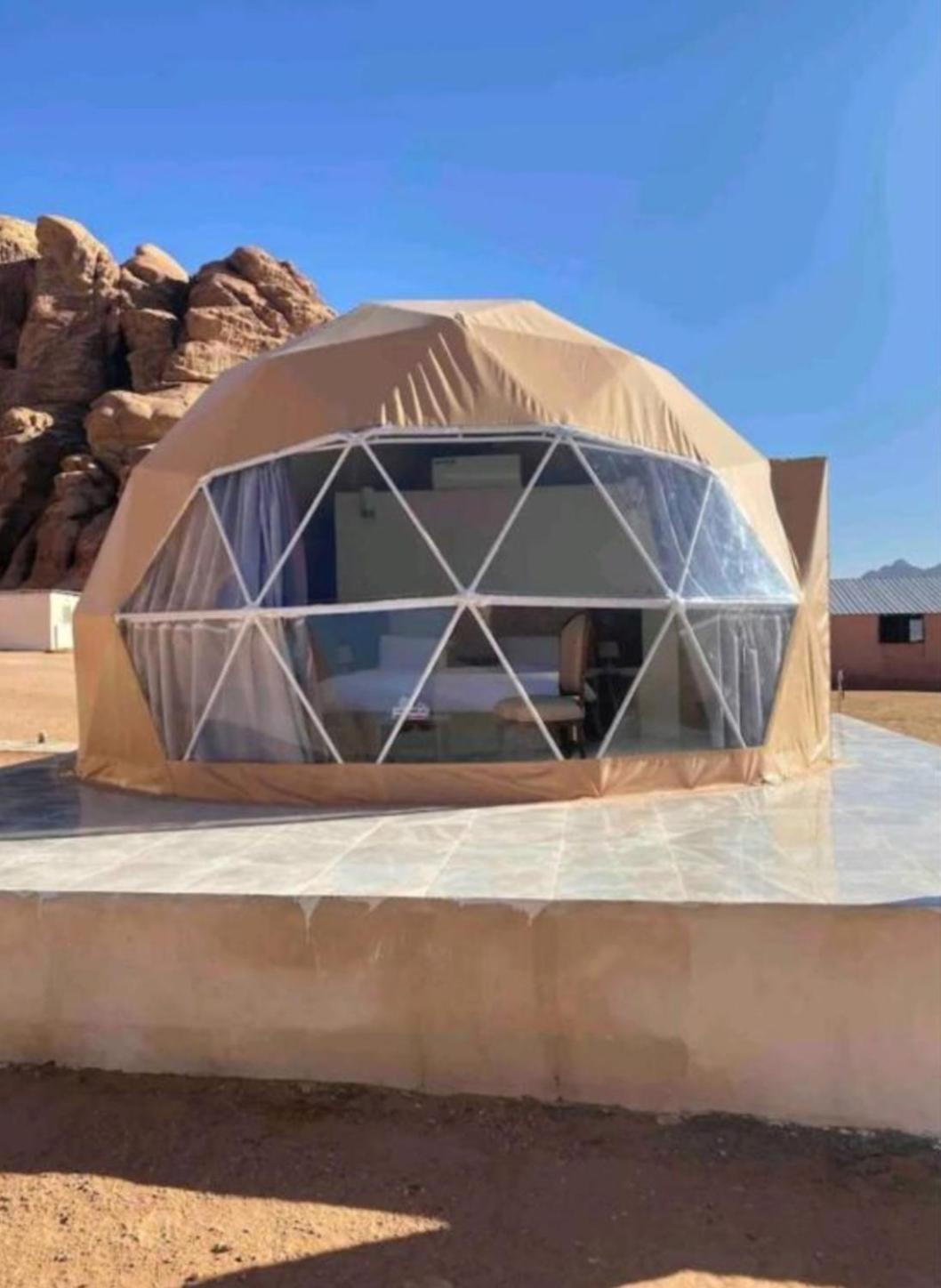 Titanic Camp Bed & Breakfast Wadi Rum Exterior foto